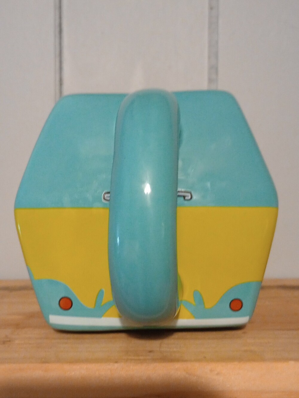Scooby-Doo Mystery Machine Mug - Picture 2 of 8